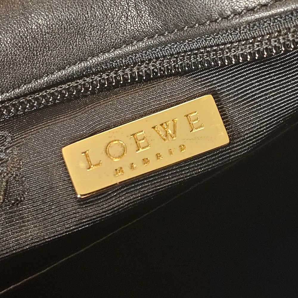 LOEWE LEATHER BAG - Picture 15 of 15
